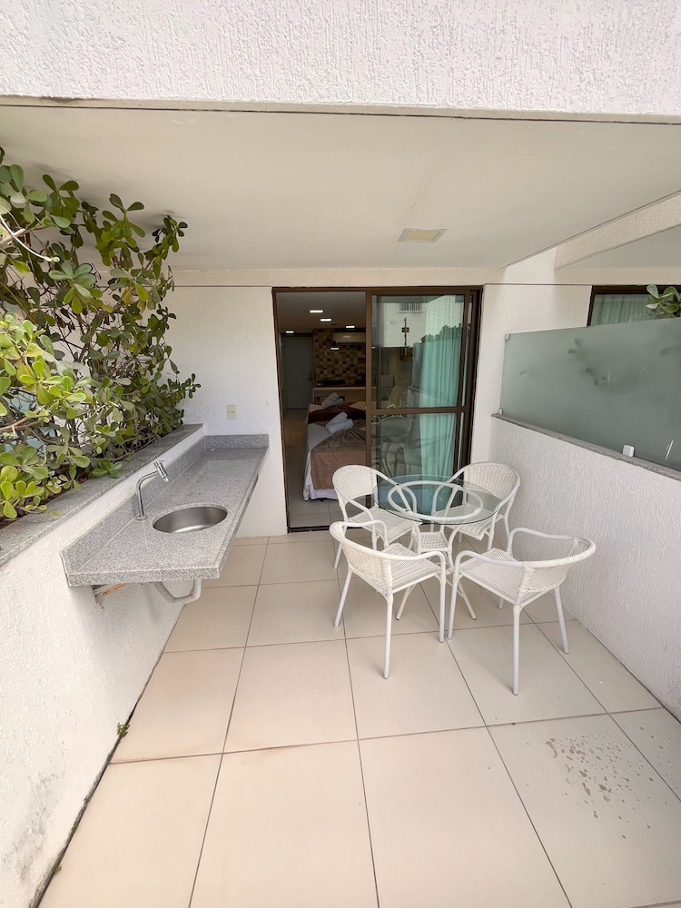 Laguna Beach em Porto by Easy Home