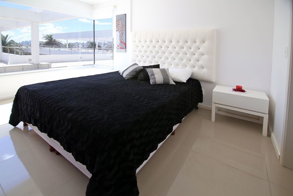 Gala Puerto Apartments