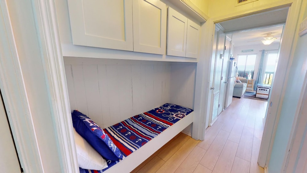 Beach Racquet B by Tybee Vacation Rentals