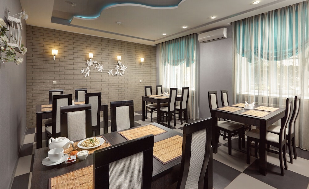 Atlantic Hotel