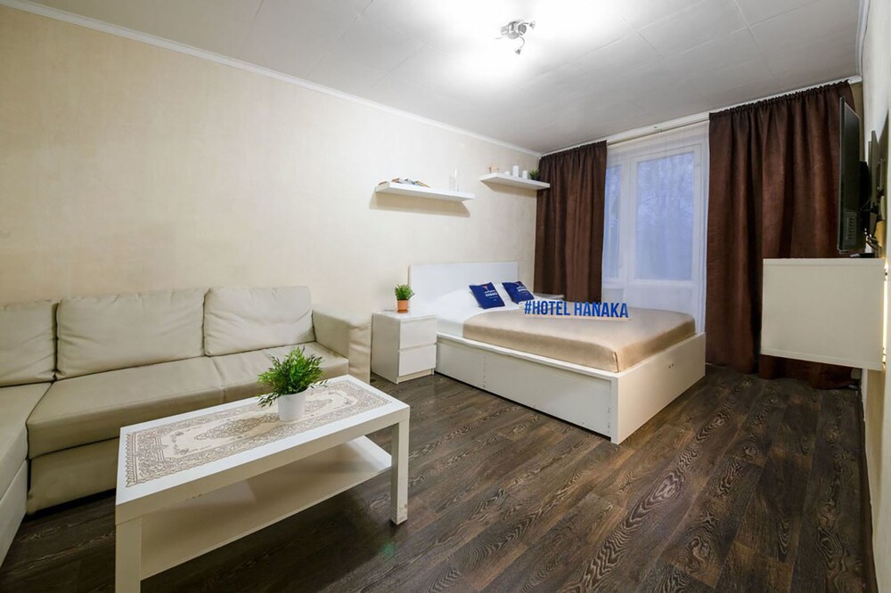 Apartment Hanaka on Bratskaia 23