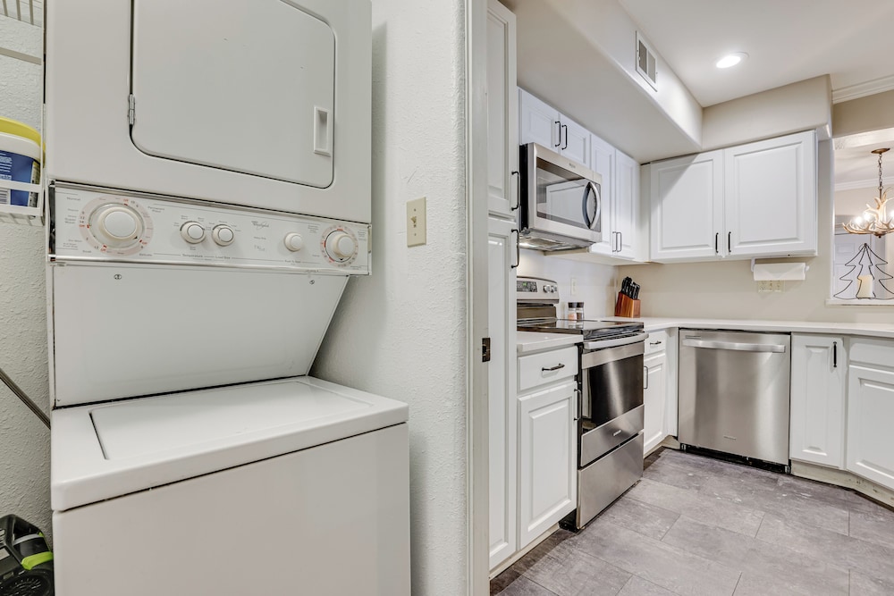 Close to Beaver Creek & Vail: Cozy Edwards Condo!