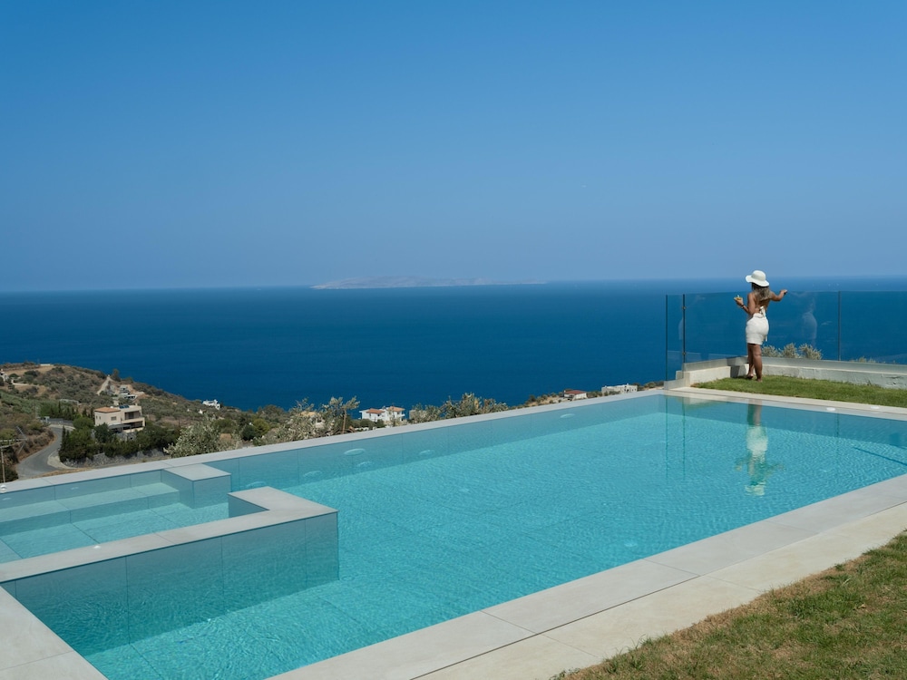 Luxury Villa Verde