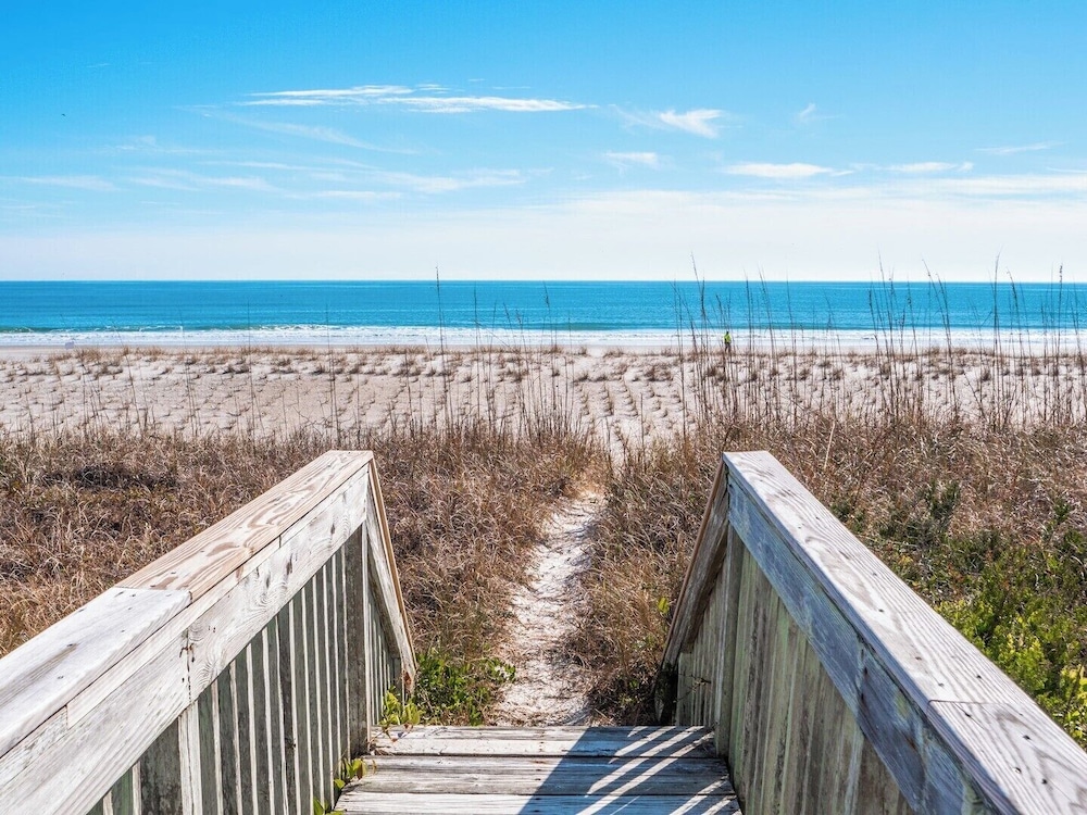 703 By The Sea by Topsail Realty