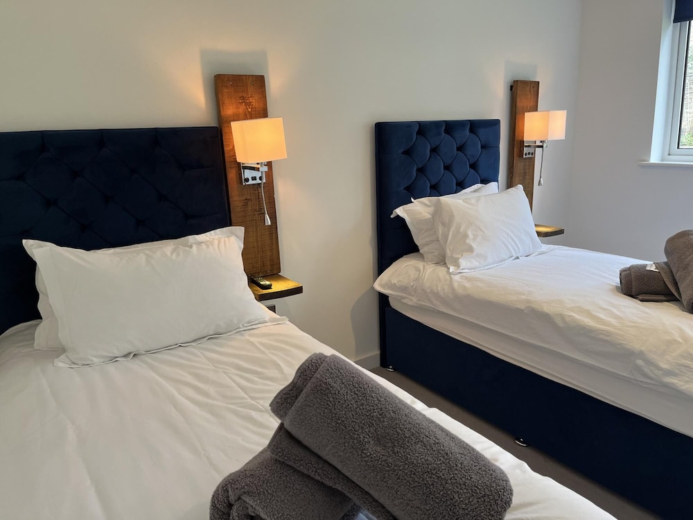 CH Apt 2 2bed in Bath view 3