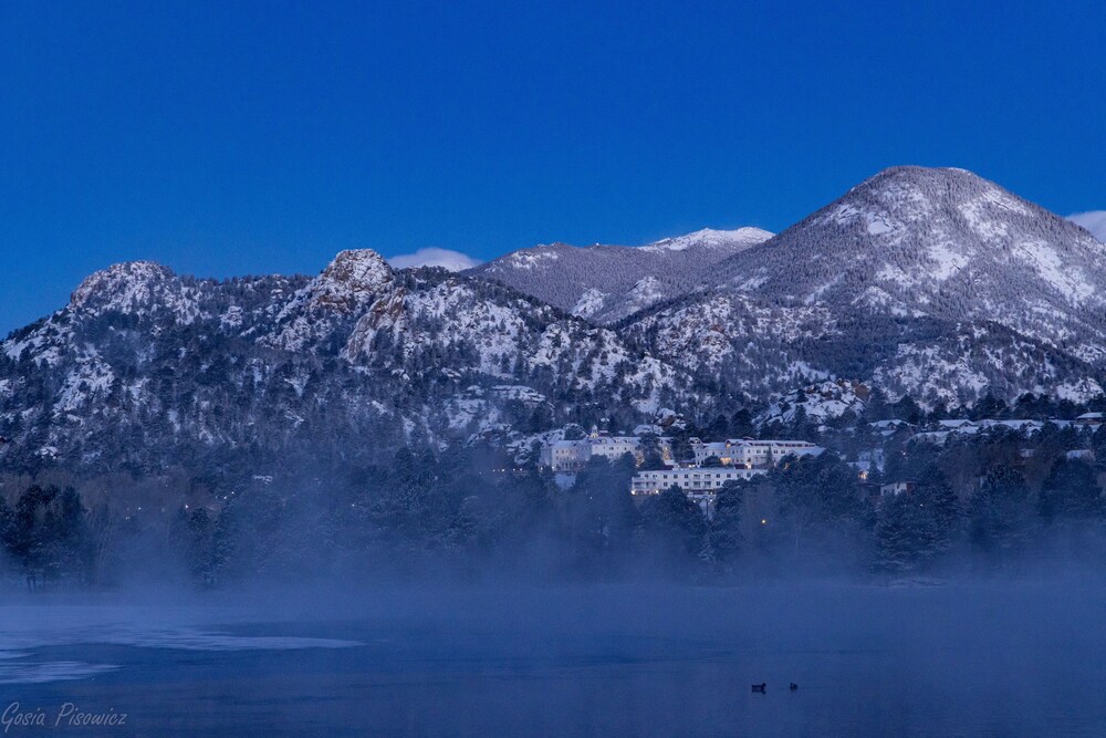 Cozy Solitude Cabins - Estes Park CO