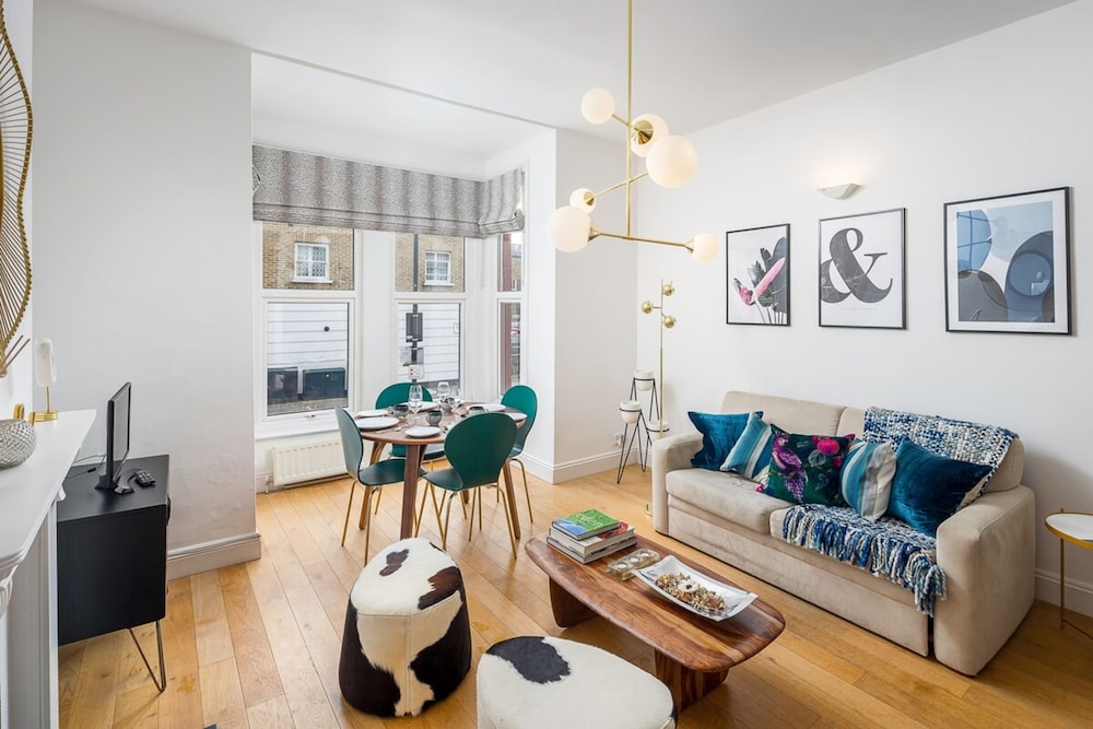 Lovely Designer 1 Bedroom Shepherd's Bush 7 min to Tube