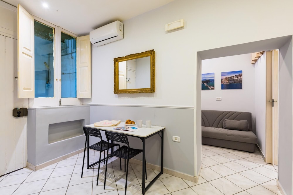 Ventaglieri Ground Floor Studio Apartment by Wonderful Italy