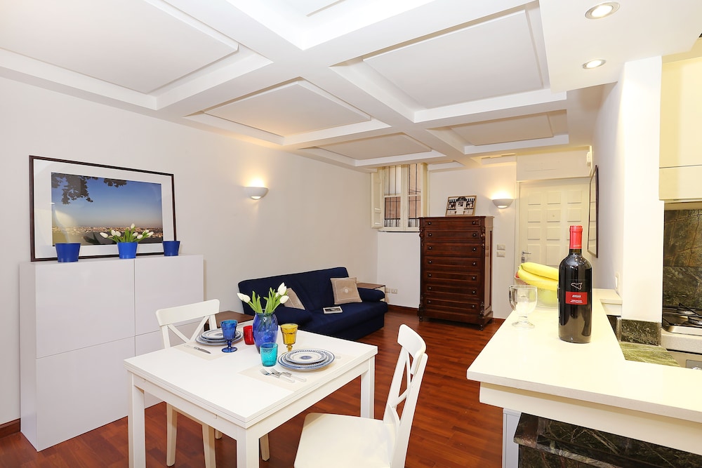 Appartamento Serpenti - Daplace Apartments