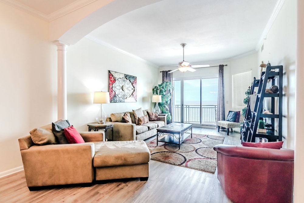 Penthouse Condo in Legacy Tower 1-1403 - Beachview 3 Bedroom 2 Bath Furnished