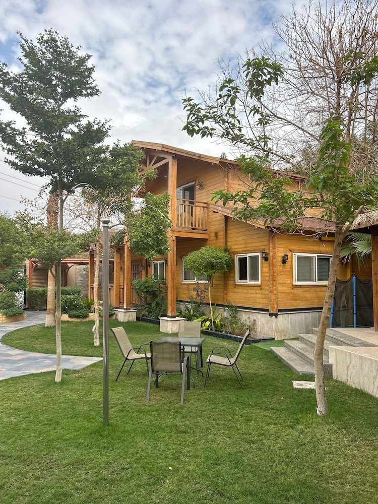 The Land Villas Ammaria