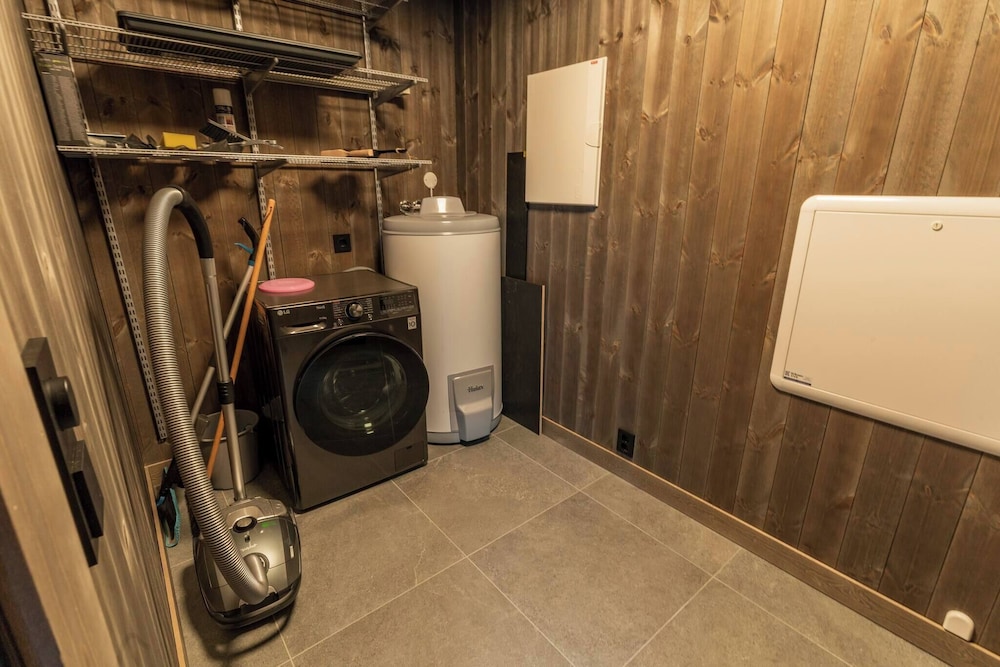 Luxury Holiday Home, Skiing, Sauna, Remote Office