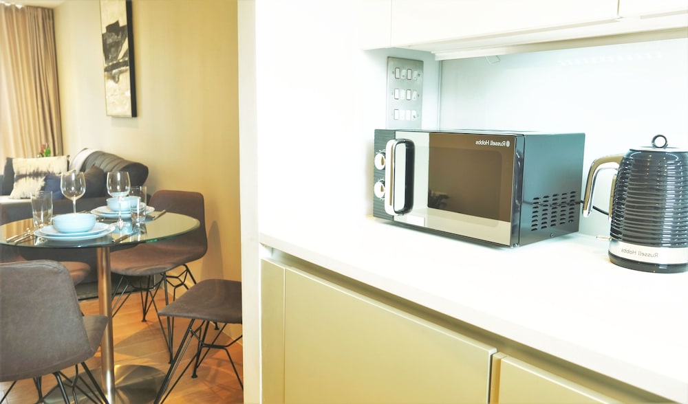 Accomodo London Southbank - Spacious & Elegant Apartments near Big Ben & London Eye