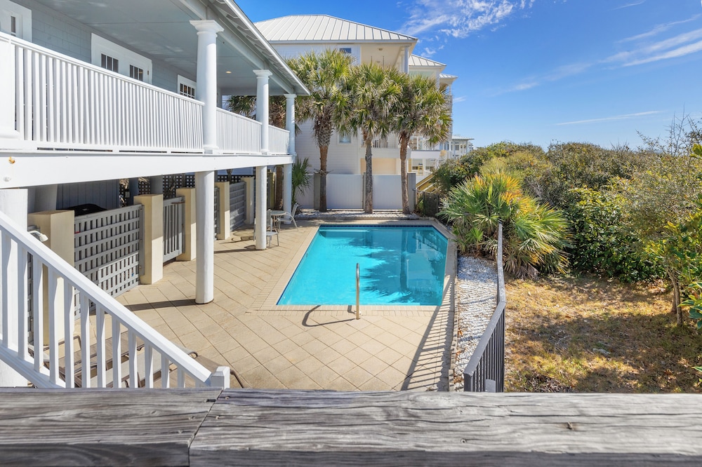 A Winterpast by the Sea - Gulf Front on 30A With Private Pool!
