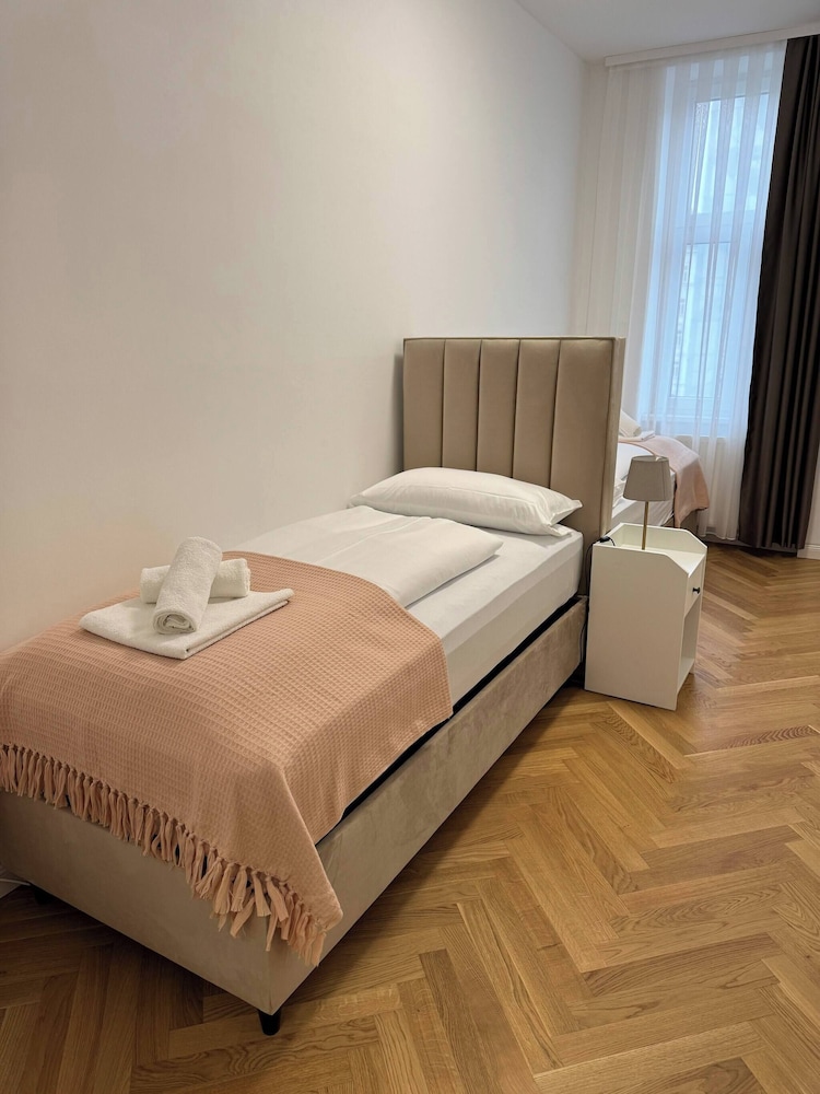 Apartment in Staatsoper Nähe Prime Location