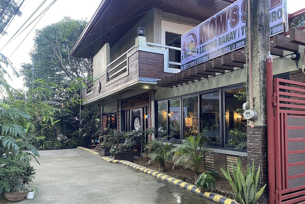 Mom Shie'S Apartelle