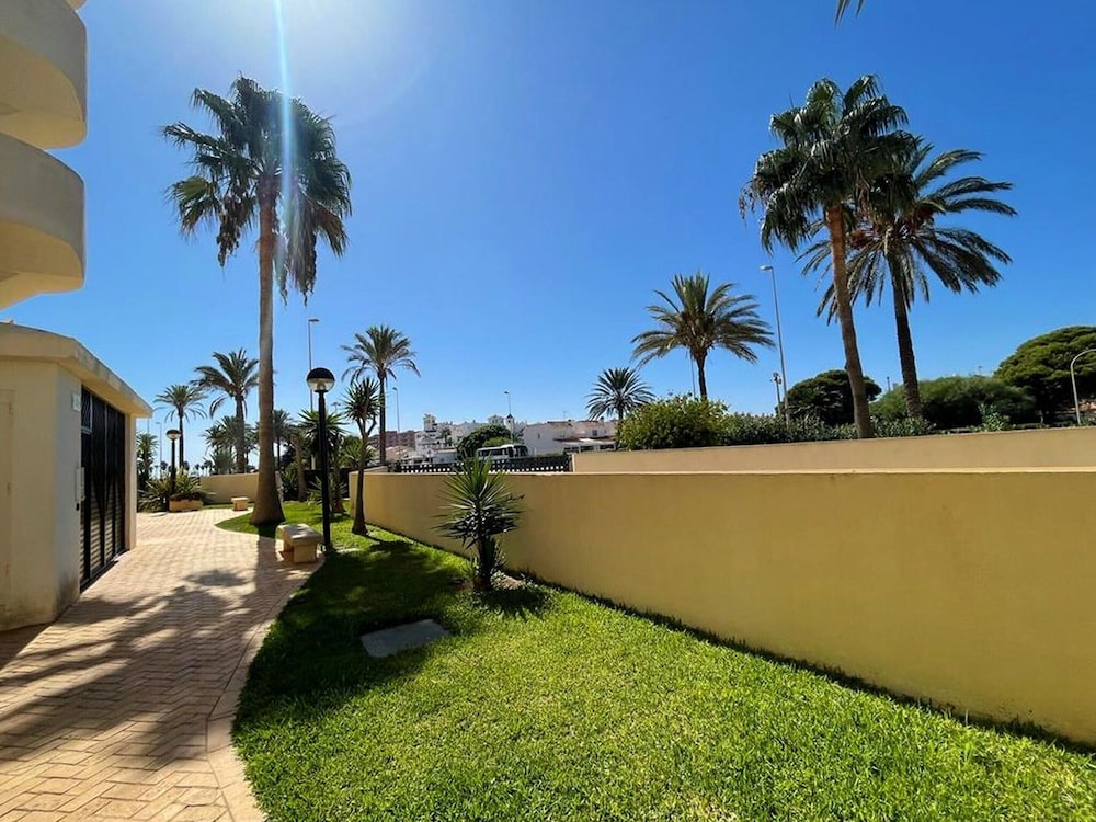 Apartment in Roquetas Near Playa Serena Beach