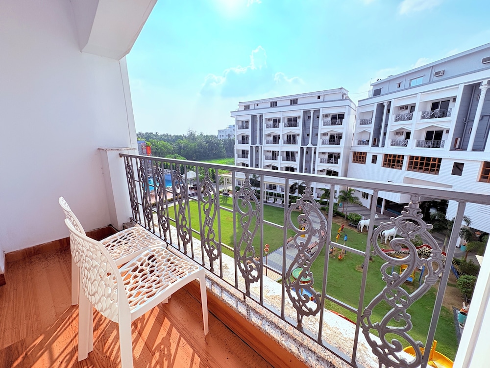 Hotel Jairam Way Bay