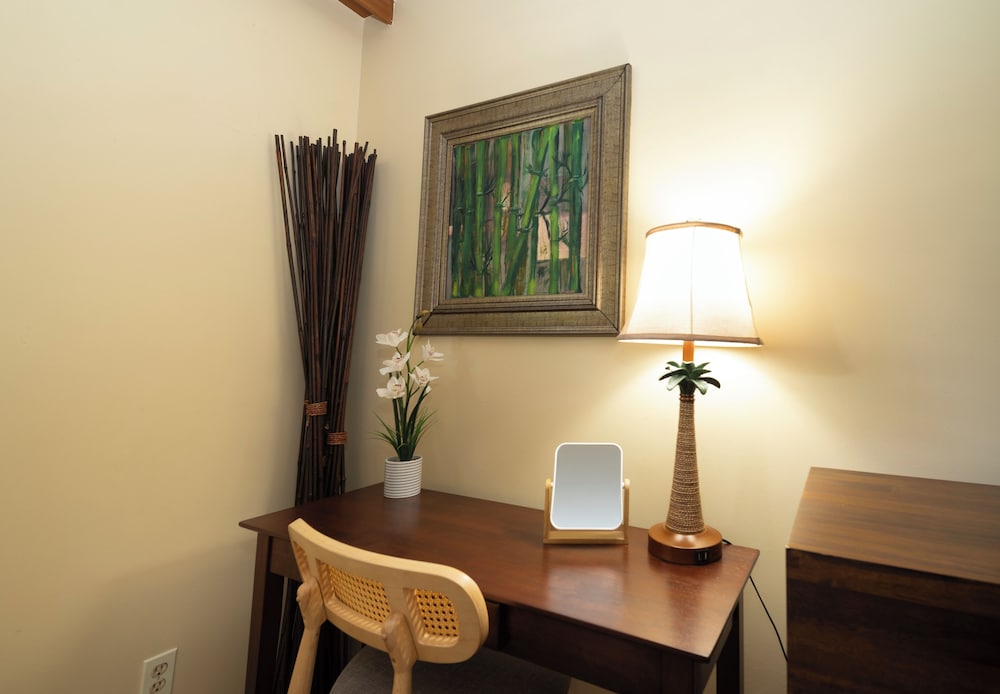 Polo Beach Club Vacation Rentals - APlus Resorts