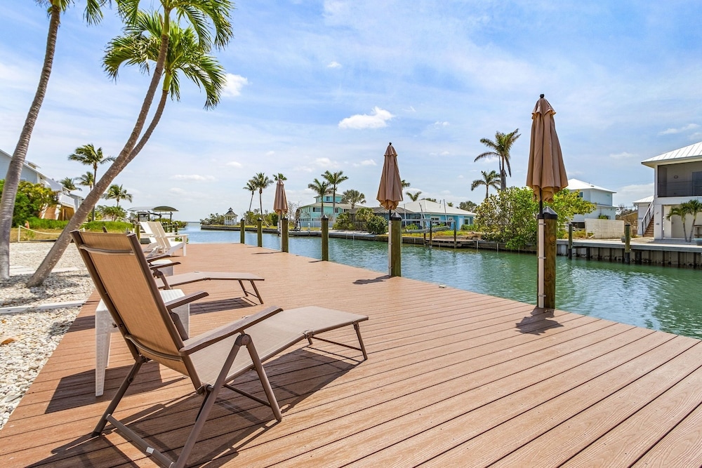 21591 Waterfront Duplex With Pool And Spa 2 Bedroom Condo