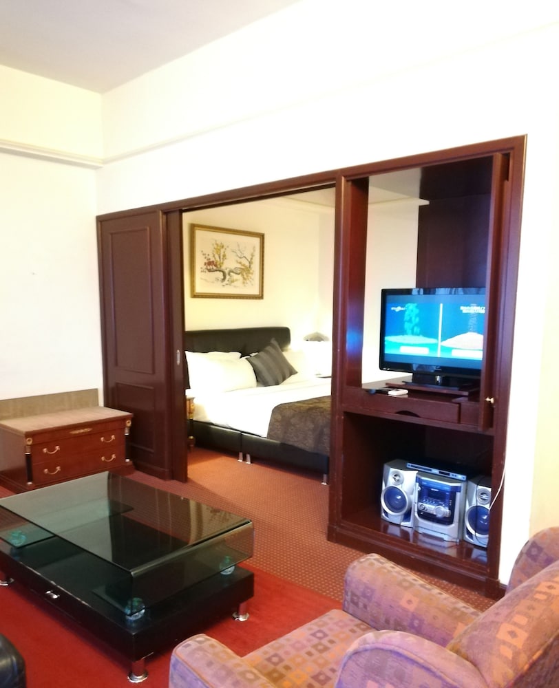 hotel room