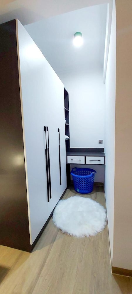 Luxurious Nairobi Condo With Rooftop Pool & Gym