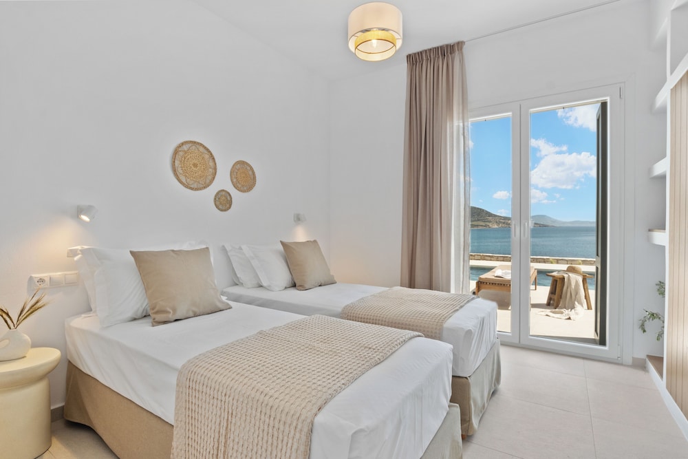 Roos Villas Naxos