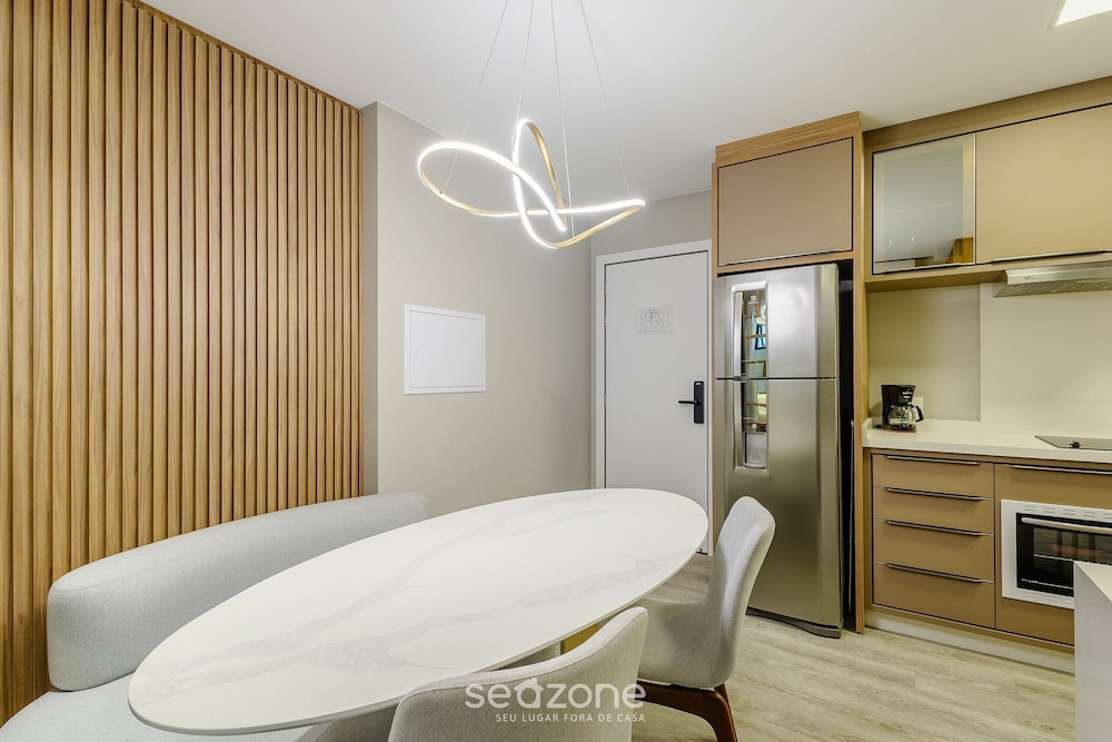 IFT - Ed. Infinity Tower Flat 350m From Meia Praia