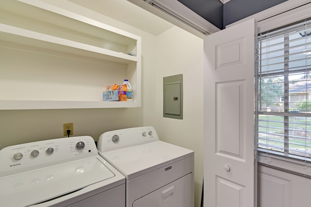 Private Patio: Apt 6 Mi to Cheraw State Park!