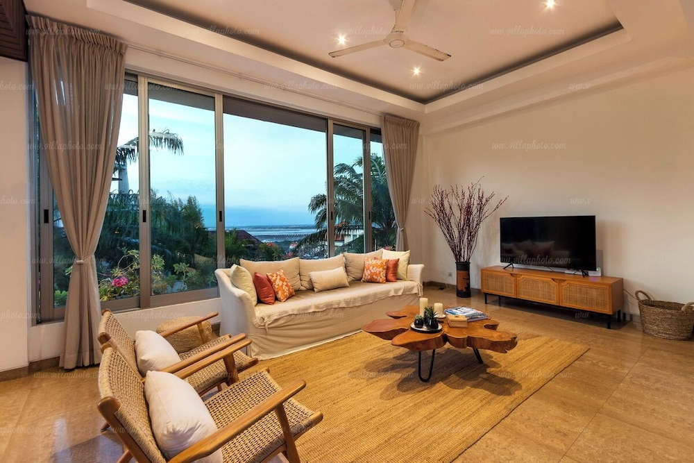 Maestro Bay View Villa by Premier Hospitality Asia