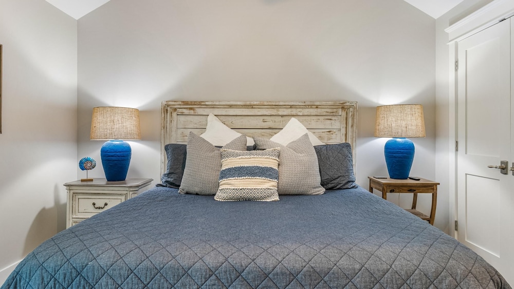 Beach Hangar by Southern Vacation Rentals