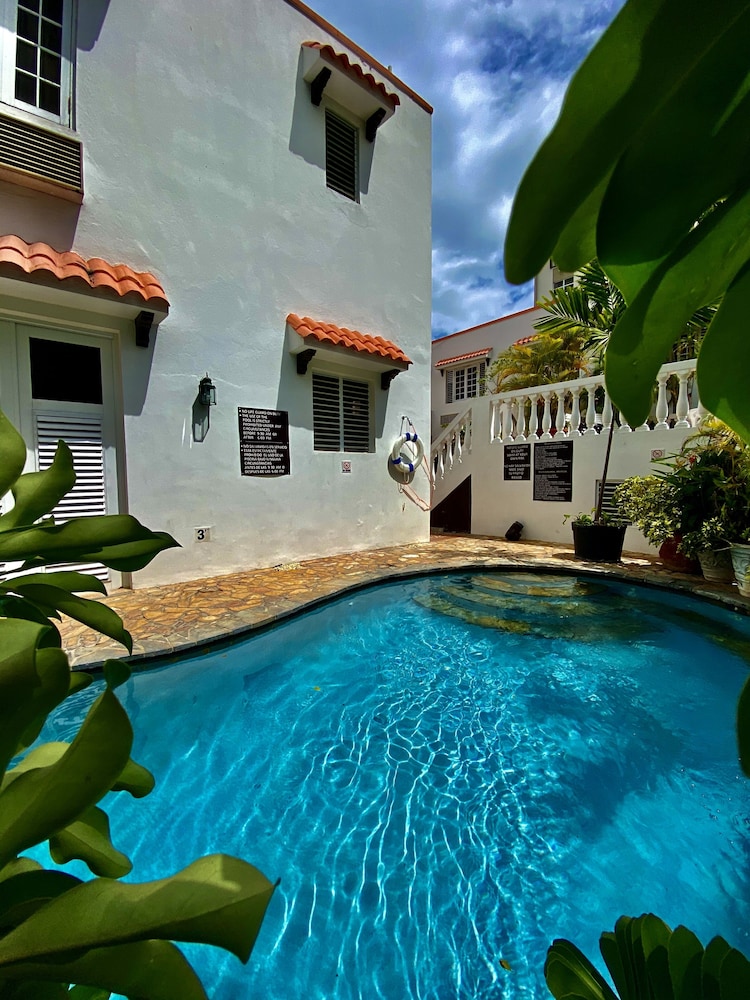 At Wind Chimes Boutique Hotel - Property Image 71