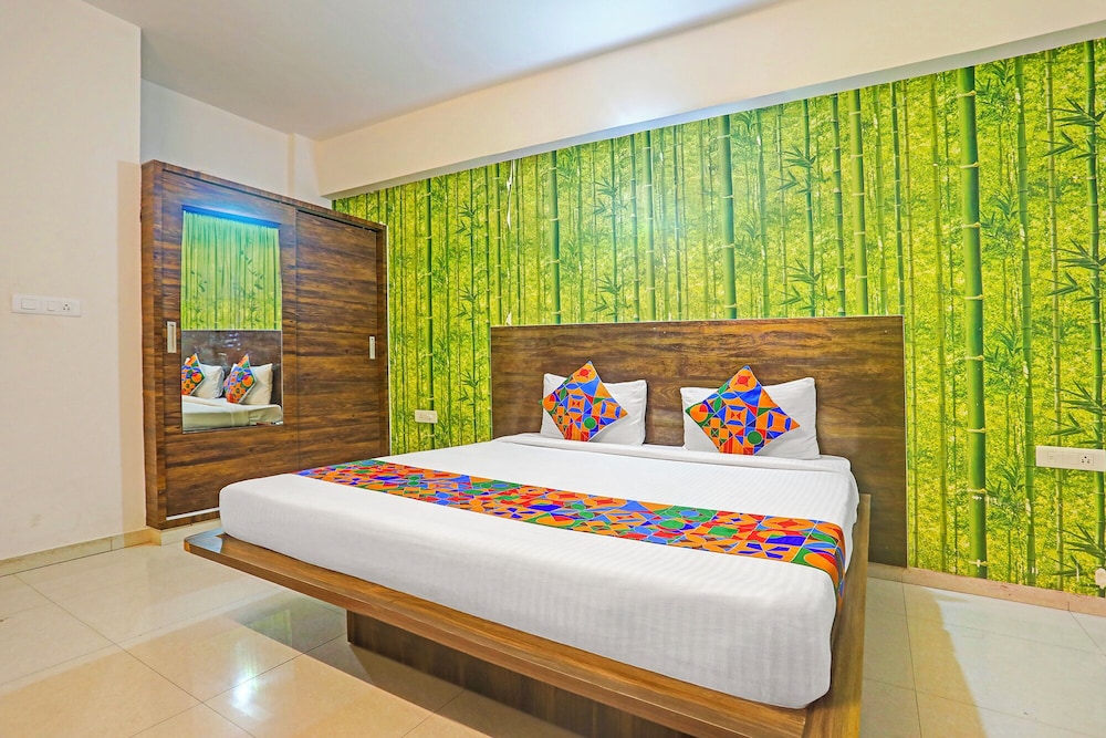 FabHotel Balaji Luxury - Near Jakkur Cross, Manyata Tech Park