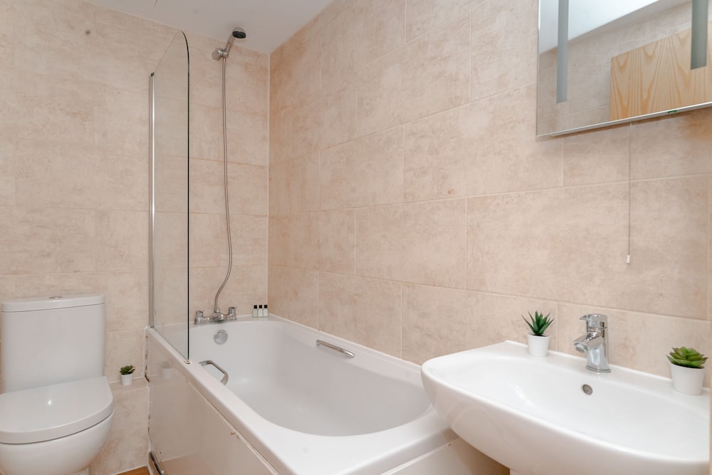 Holborn Penthouse Apartment with Terrace