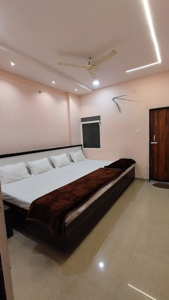 Shree Govindam Guest House