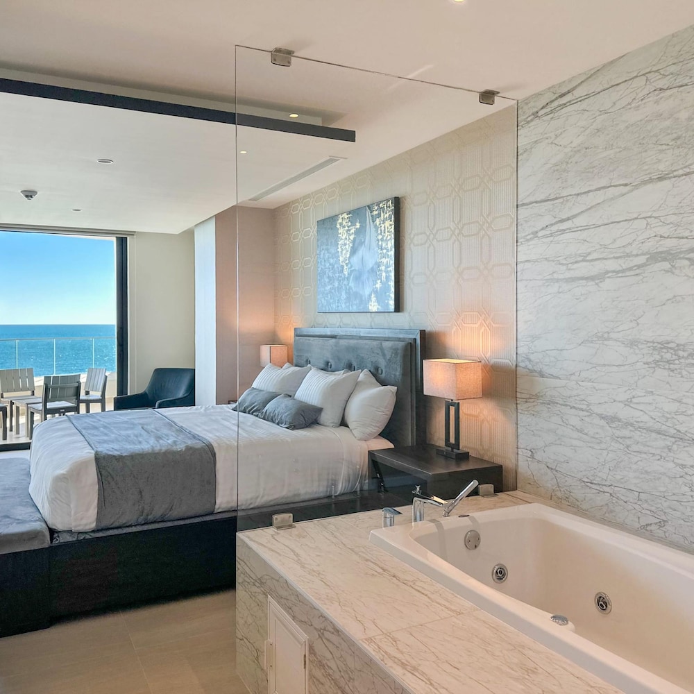 Brand New 6 Bedroom Penthouse