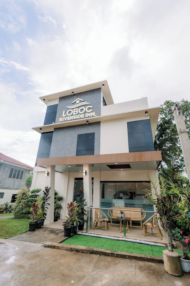 LOBOC RIVERSIDE INN and RESTAURANT