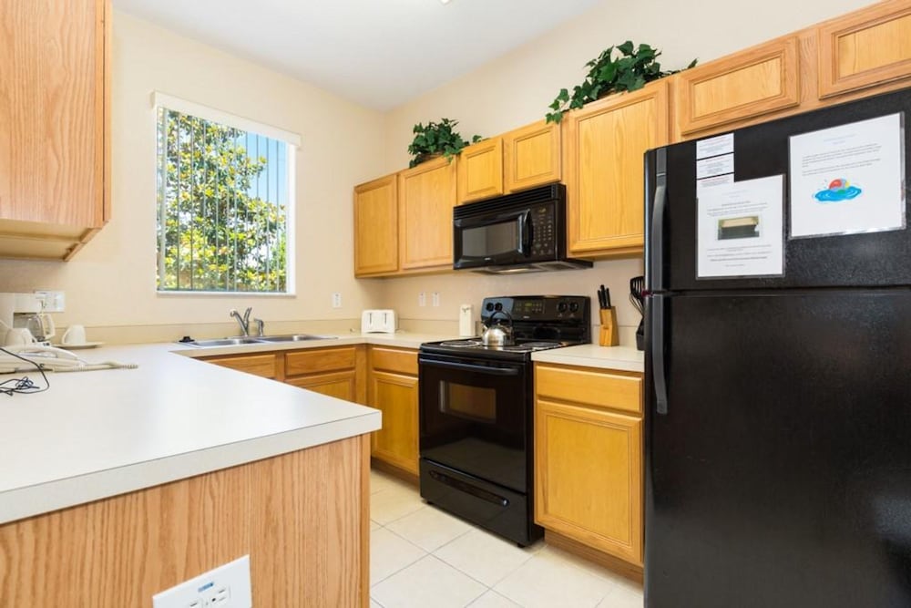 Stunning Regal Oaks 4BR w Pool Spa Near Disney