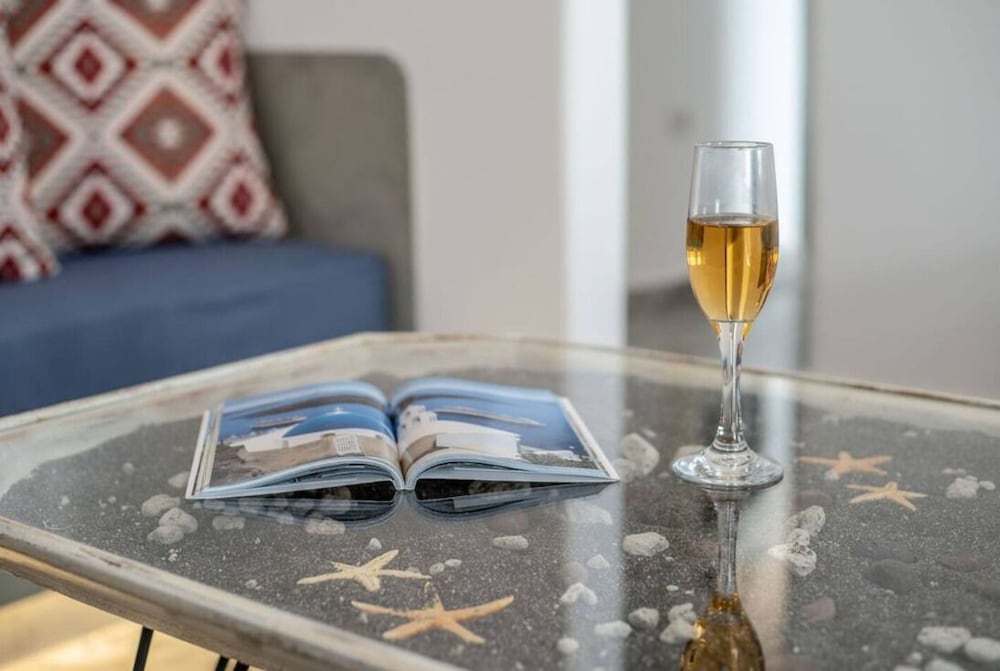 Astrea Suites Feggaropetra Cave House