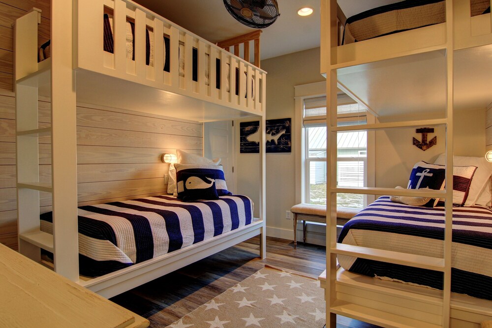 Seaside Dream 157 SE view 3