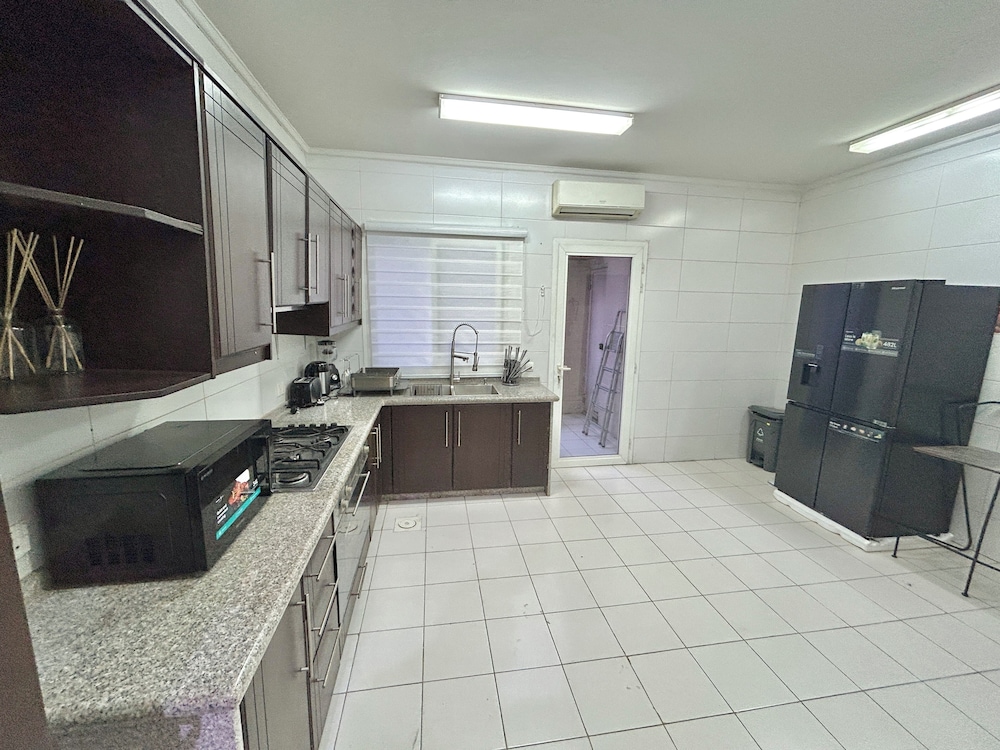 George Residence Banana Island Rd Ikoyi