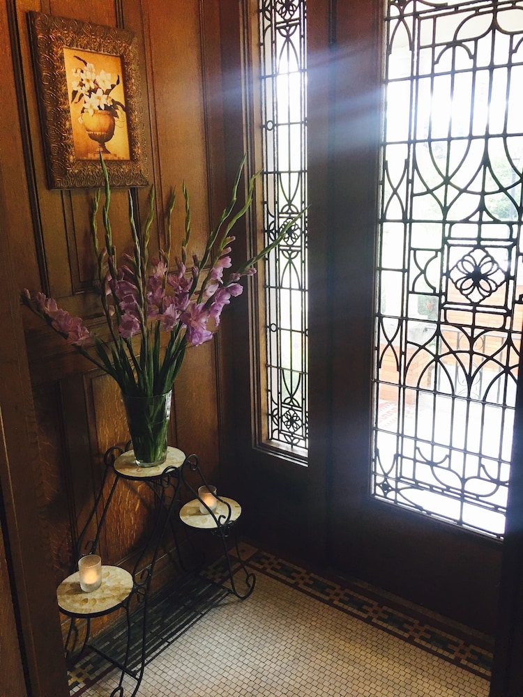 WC Lipe Mansion