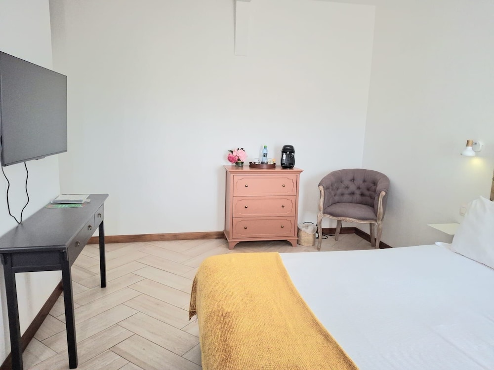 Tia Vahine - Boutique Hôtel Ivato