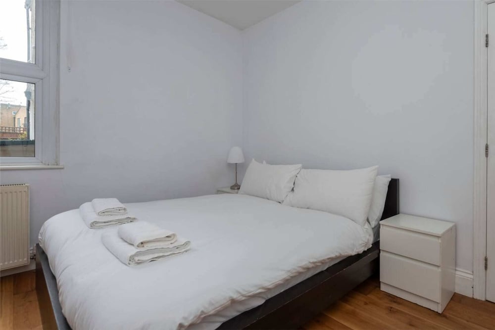 Ground Floor Apartment - Private Garden