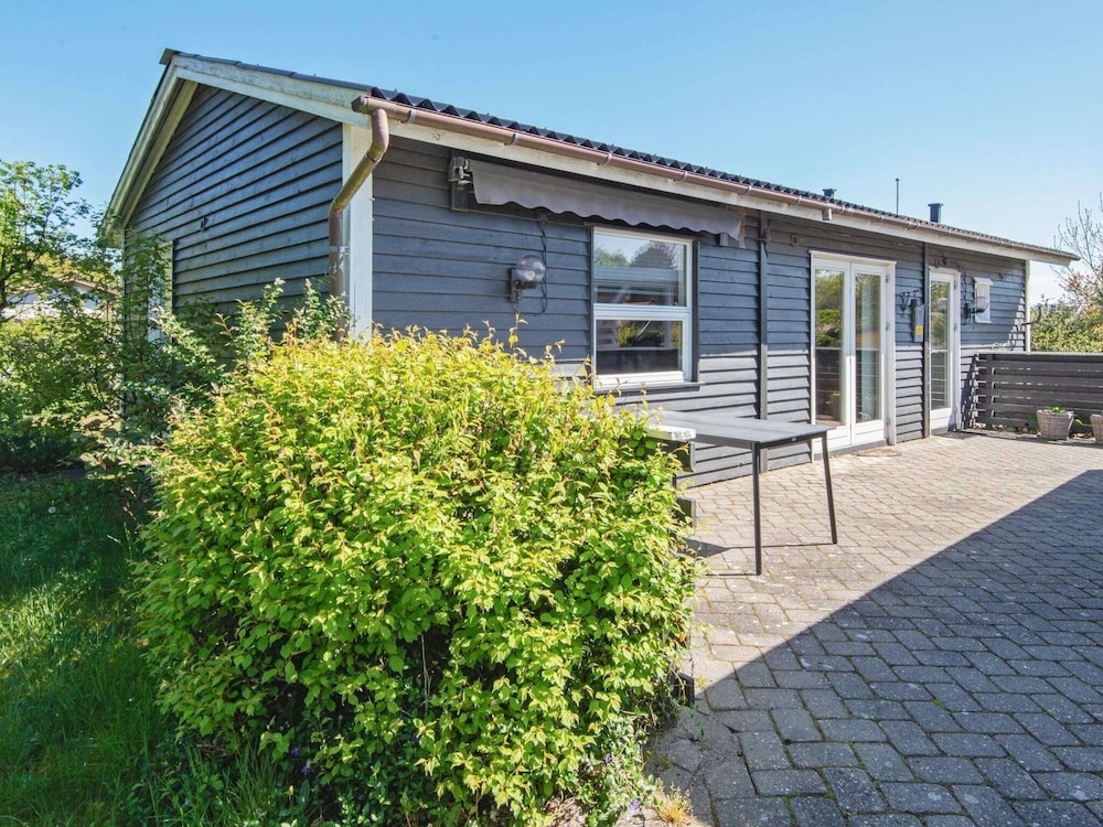6 Person Holiday Home in Hemmet