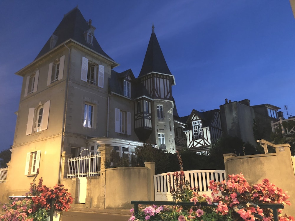 DDAY Aviators Le Manoir