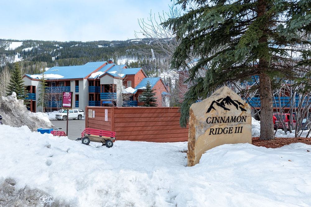 Cinnamon Ridge #113 Building C by Summit County Mountain Retreats view 5