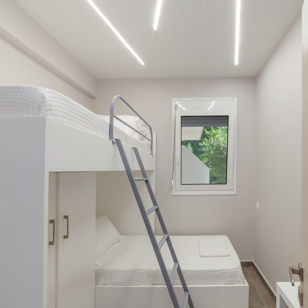 Althea Suites 1 by Rentals Pro photo 3