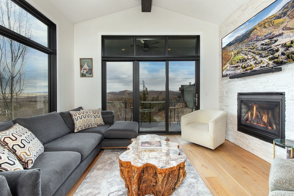 Frost Haven 4 Bedroom Townhouse