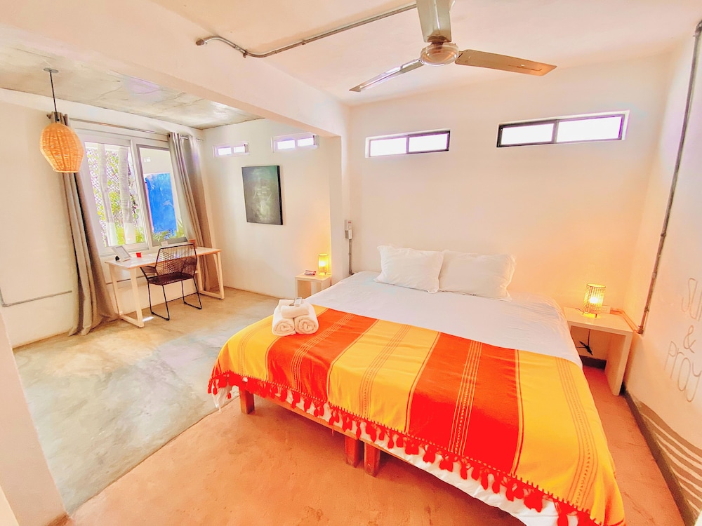Perro Surfero Hotel Boutique - Todos Santos, BCS